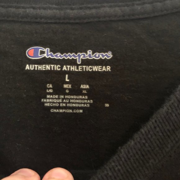 CROPPED CHAMPION BLACK SHIRT - Picture 3 of 4